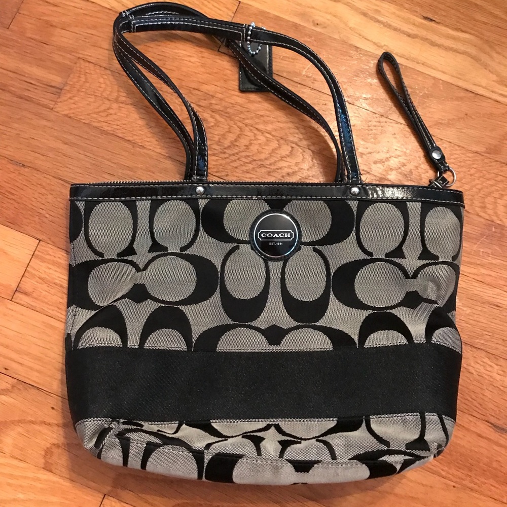 Like new - Coach Tote Bag